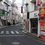 麺処 にぼし香 - お店の前の通り