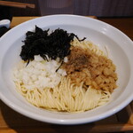 麺処 にぼし香 - 背脂の和え玉