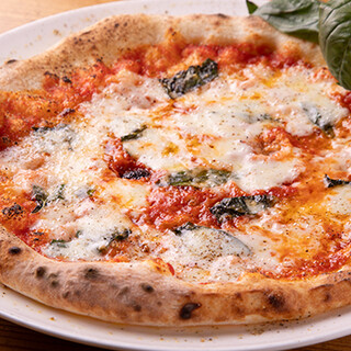 当店名物【手ごねピザ】【鮮魚】【生パスタ】のこだわり自慢！