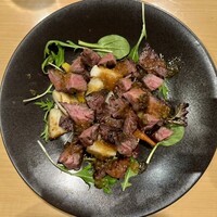 エサカイタリアン オカムー - アンガスプライムビーフハラミ肉 57℃13時間低温調理ステーキ