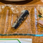 はな花 - ハンバーグ定食の三品付き