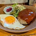 はな花 - ハンバーグ定食　メイン皿
