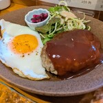 はな花 - ハンバーグ定食　メイン皿