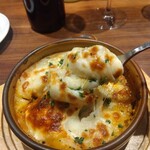 ビストロ  シピ - 蝦夷鹿と豚肉のアッシパルマンティエ(挽肉とマッシュポテトのグラタン)