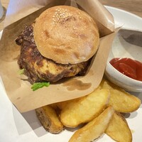 RESTAURANT SALT - 