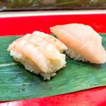 立喰 さくら寿司 - 甘エビ275円、びんちょう220円