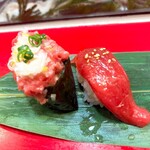 立喰 さくら寿司 - ネギトロ軍艦275円、漬けマグロ220円