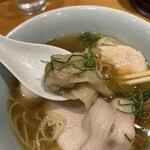 中華そば しば田 - 特製煮干しそば　ワンタン