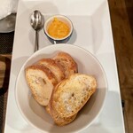 ブラン・ピエール - 豚のリエットとバゲット