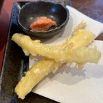 うどん工房かたつむり - 伸びるチーズ天ぷら