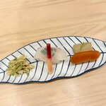 川田 - 2025.3.  芽三葉の胡麻和え・真鯛の握り・唐墨とウド