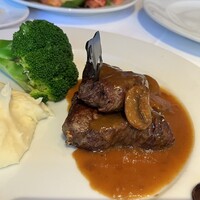 ウルフギャング・ステーキハウス シグニチャー - 