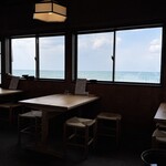 登土居 - オーシャンビューテーブル席