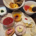 올데이 다이닝 모자이크