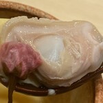 鮨 浜はち - 地蛤と桜の塩漬け
