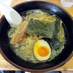 しんはる - 塩ラーメン　580円