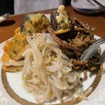 銀座 王十里 - ナムル盛り合わせ