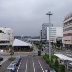 ラーメンと酒　こきあ - 辻堂駅北口の風景