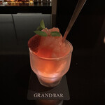 GRAND BAR - 