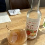 つるよし料理店 - 八剣山りんごジュース