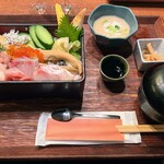 美食米門  - 彩り海鮮重御膳