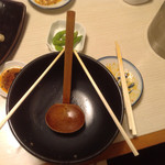 平良久亭 - 完食のポーズ