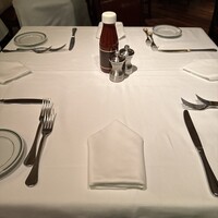 ウルフギャング・ステーキハウス 丸の内店 - セッティング