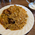 ナンセンター - 辛いんだけど美味しい　大きめチキン２つ入ってます