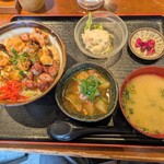 炭屋 串兵衛 - やきとり丼定食¥900
