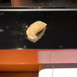 乙女寿司 - マハタ。白身ならではの淡白さとねっとりとした食感で美味しい。