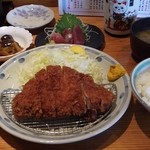 野風増 - 今回は１５０ｇのロースかつ定食にプラス￥２００で付けられるマグロぶつ＾＾；
