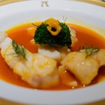 アピシウス - クエ（五島列島）のポッシェ　ペルノー香るブイヤベース仕立て