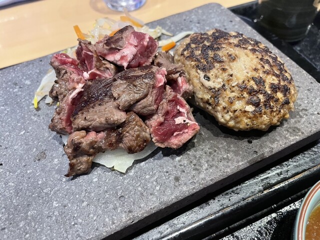 石焼 ヒョウ イタリア製黒豹（陶器）スワロフスキークリスタル使用