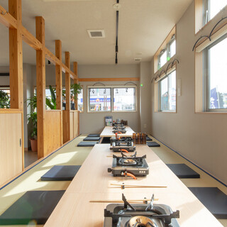 各種宴会にも対応のゆったりとした店内