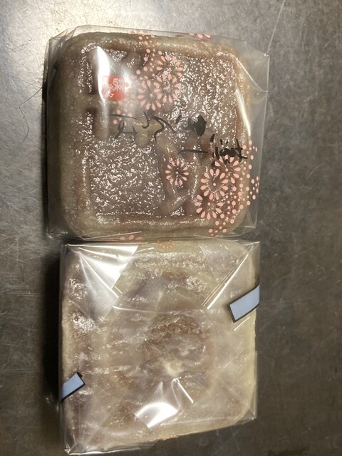 鶴ヶ城天守閣 ミュージアムショップ（【旧店名】鶴ヶ城天守閣売店） - 西若松（売店）の写真