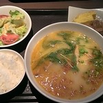 ハレルヤ - 本日の定食（海老白湯）＠950円