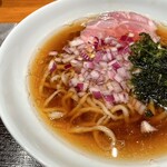 麺や べらぼう 希酒庵 - 淡麗醤油らぁ麺