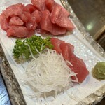 トプカ 神田本店 - 一グループ一皿だけ注文可能な、本まぐろの中落ち