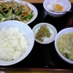 魯園菜館 - 豚肉と五目野菜炒め