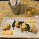 Bodegas Mezquita - Bacalao frito con pimientos de Padrón（パドロン唐辛子を添えたタラのフライ）