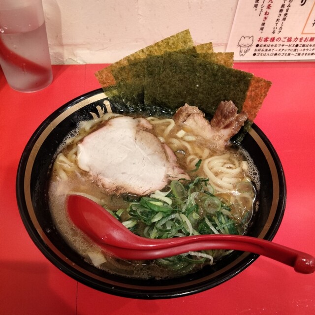 横濱家系ラーメン 裏川島家 - 神泉/ラーメン | 食べログ 横濱家系ラーメン 裏川島家 - 神泉/ラーメン | 食べログ