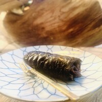 Restaurant SAI 燊 - ①【TSUMAMI：先付-1】：T
                   a：メマキ：西湖産天然公魚（ワカサギ）の山椒煮？の昆布巻き