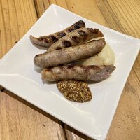 piccole lampare & rooftop Sky Bar - 生ソーセージとマッシュポテト