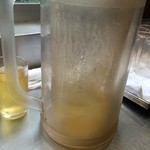 飲み放題のジャスミン茶