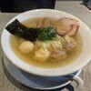 ワンタン麺専門店 たゆたふ