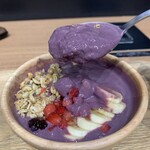 ダウンステアーズコーヒー - この紫のソースの名前が分からない