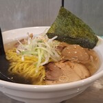 ◯坊 本店 - 斜めから