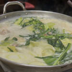 琉球居酒屋 おきなわ屋 - 鶏白湯鍋！イチオシ★★★