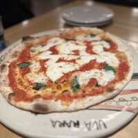 Osteria UVA RARA 横浜 - 