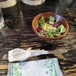 カレー屋アカマル - セットのサラダ